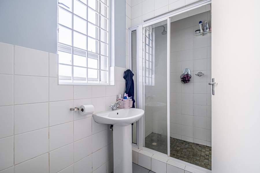 2 Bedroom Property for Sale in Summerstrand Eastern Cape